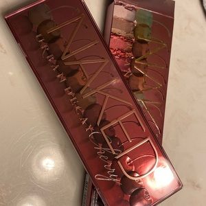 Naked Urban Decay Cherry Eyeshadow Palette